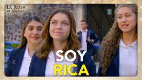 Título: QSu amiga le tendió una trampa